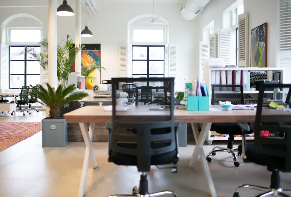 luz natural en oficinas